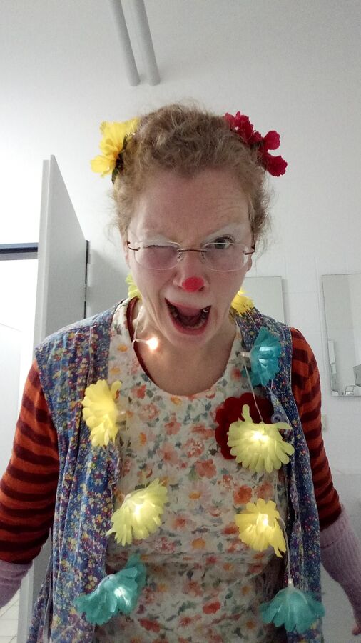 Pauline Pillepalle zwinkert in die Kamera